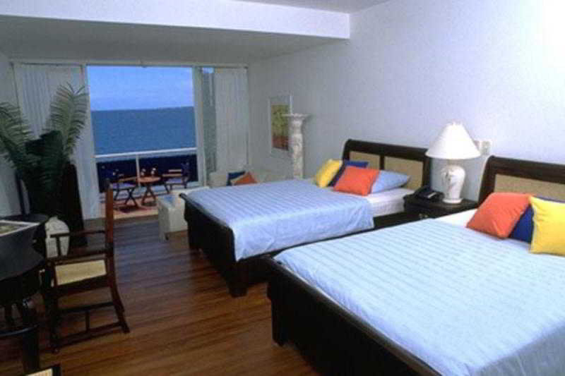 多巴哥巴克雷湾蓝色天堂酒店 斯卡伯勒 客房 照片